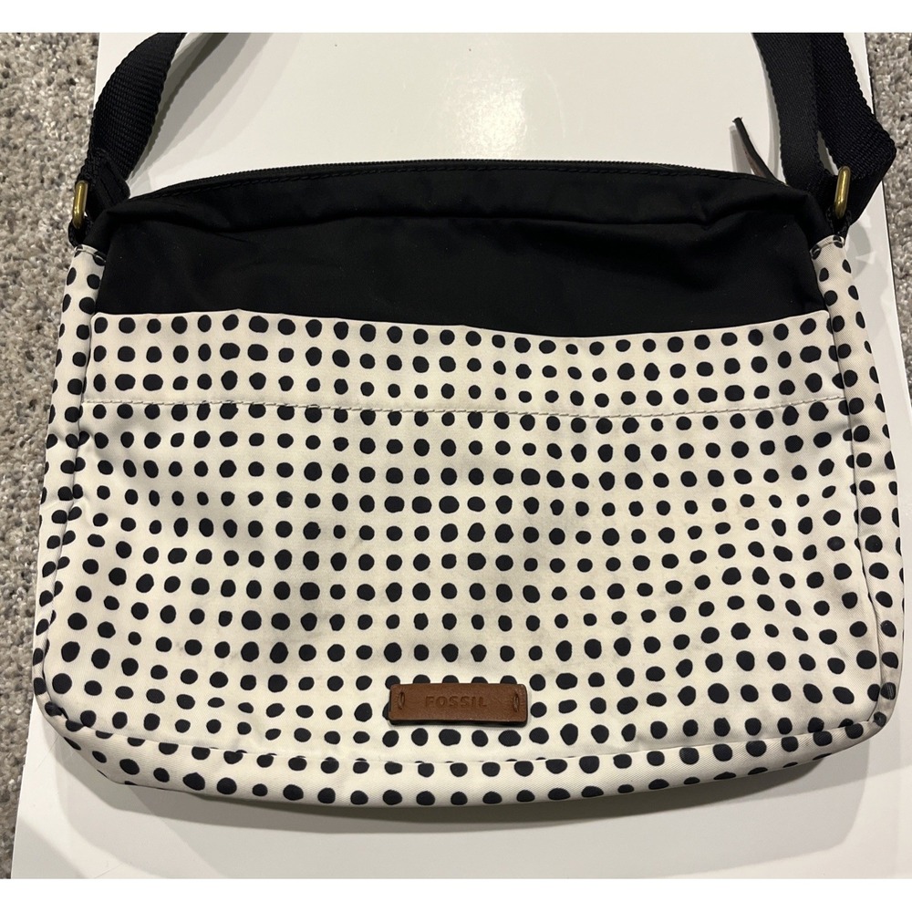 FOSSIL Black And White Polkadot Dot East West Crossbody Shoulder Bag EUC